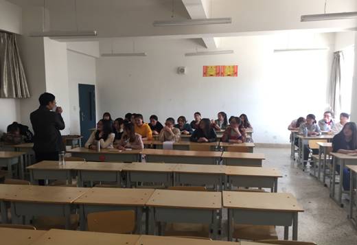 14级中文1班1